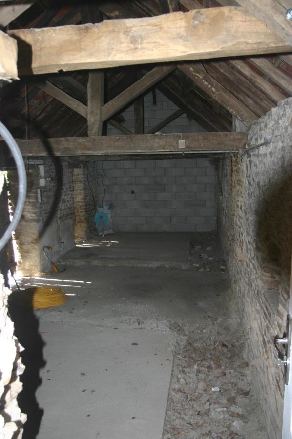 La Petite Ecurie Saint-Yrieix-la-Perche Exterior foto